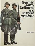 Book cover of German Army Uniforms and Insignia 1933 - 1945 by DAVIS, Brian L.
